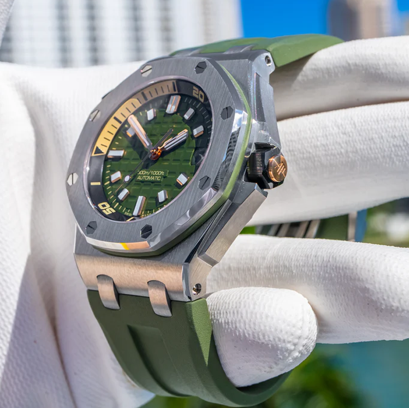 Luxury Watches - Tactical Green Diver